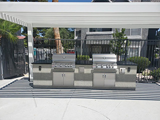 Custom-built Outdoor Kitchen | Drywall Repair & Remodeling LA